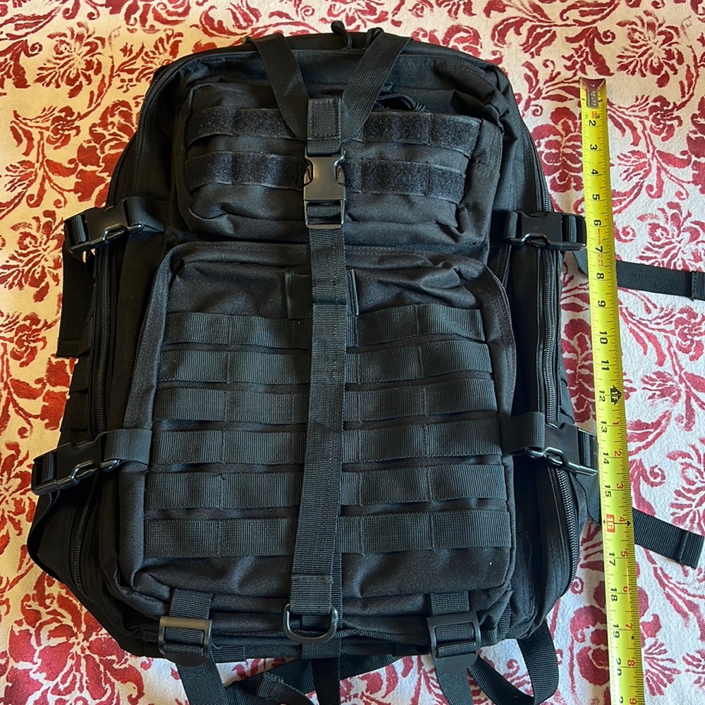 Tactical bug out backpack, large and black